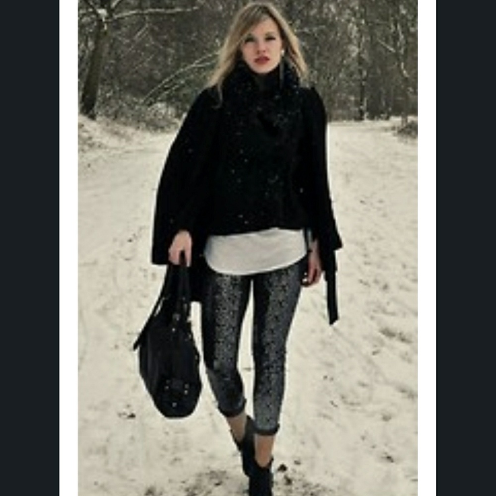 ❌SOLD Silver Sequin Boutique Pewter Leggings - Picture 6 of 7